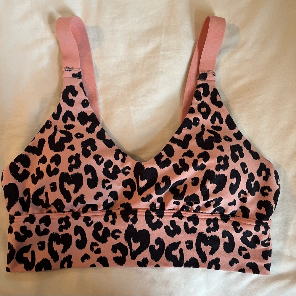 Offline by Aerie Sports Bra size small pink cheetah hearts prints